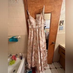 Size 14 formal gown